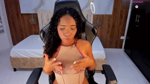 lia_16_ online show from 4, 6, 2026