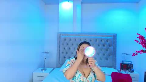 Lia  online show from 21, 9, 2025