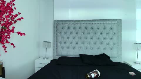 Lia  online show from 13, 11, 2025