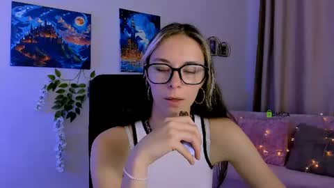 lia_dream_ online show from 28, 7, 2026