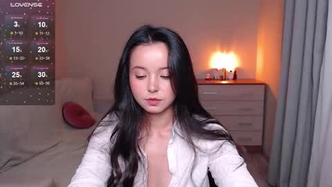 L I A online show from 13, 9, 2025