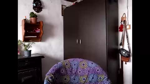 Lia online show from 8, 2, 2025