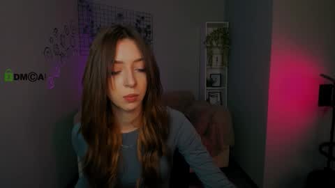 Snapshot of lia_make_love chatting on 4, 10, 2025 lia_make_love online show from 4, 10, 2025