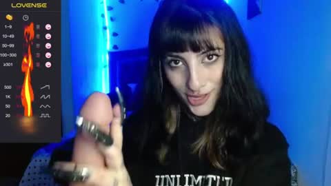 lia spicy   ig online show from 1, 7, 2026