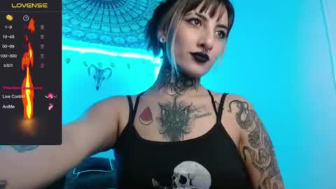 lia spicy   ig online show from 17, 7, 2026