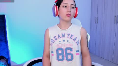 Little Queen Lia  online show from 5, 2, 2025