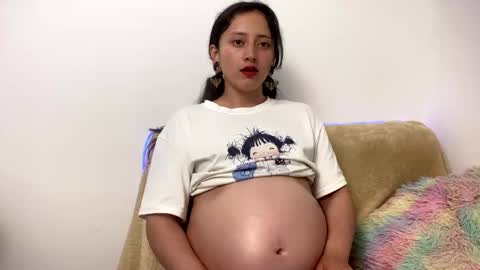 Little Queen Lia  online show from 7, 5, 2026