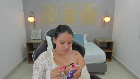 Lia  online show from 7, 3, 2025