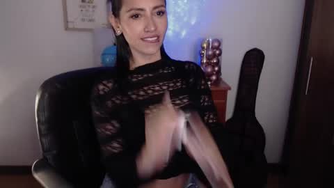 Laura online show from 13, 12, 2024