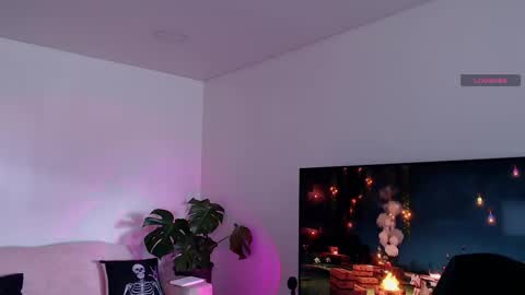 Snapshot of liaa_rodriguezz chatting on 14, 9, 2025 Liaa  online show from 14, 9, 2025