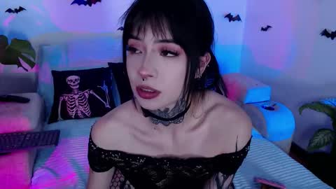 Snapshot of liaa_rodriguezz chatting on 1, 10, 2025 Liaa  online show from 1, 10, 2025