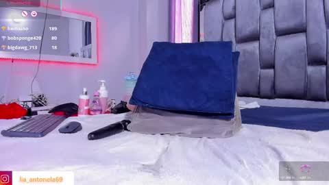 Antonela online show from 14, 2, 2025