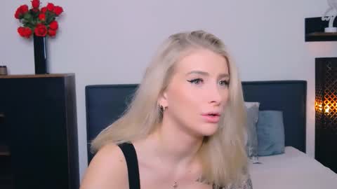 Snapshot of liabeninix chatting on 24, 2, 2026 Lia online show from 24, 2, 2026