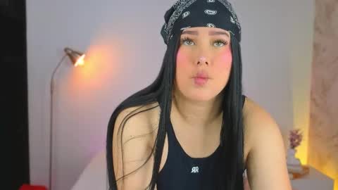 Lia Cox online show from 7, 1, 2026