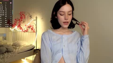 Snapshot of liaglamour chatting on 3, 10, 2025 Lia  online show from 3, 10, 2025