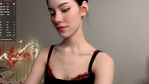 Lia  online show from 17, 7, 2026