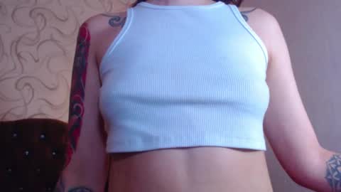  Lia  online show from 27, 2, 2025