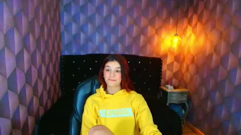  Lia  online show from 28, 9, 2025