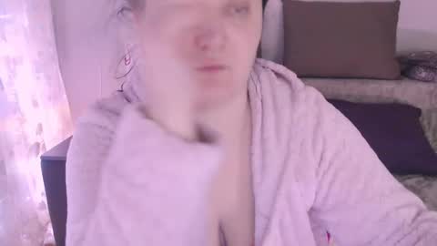 Snapshot of liahsofty chatting on 26, 1, 2025 miss Lia  colection for travel online show from 26, 1, 2025