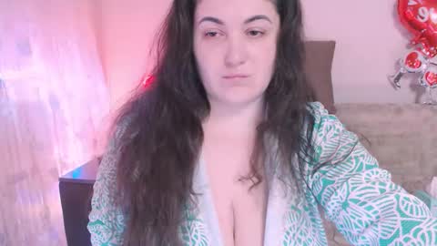 Snapshot of liahsofty chatting on 2, 3, 2025 miss Lia  colection for travel online show from 2, 3, 2025