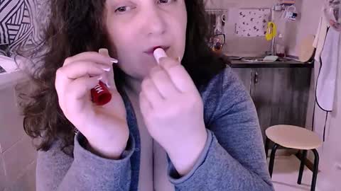 miss Lia  colection for travel online show from 30, 10, 2025