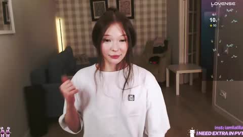 lialilia online show from 12, 3, 2025