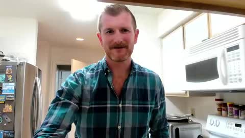 Snapshot of liam_1985 chatting on 15, 2, 2025 Liam online show from 15, 2, 2025