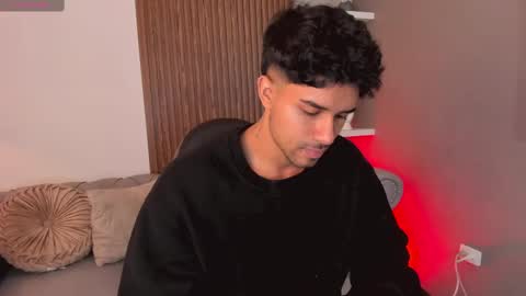 Liam Collins online show from 11, 3, 2025