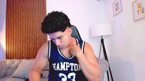 Liam Collins online show from 1, 11, 2025