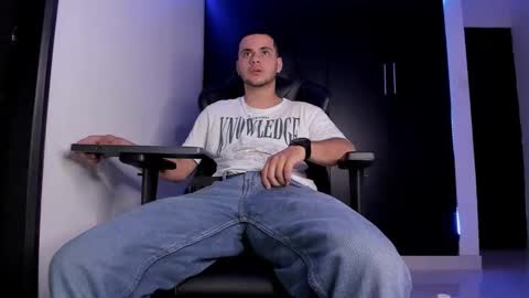 Snapshot of liam_mateo_ chatting on 3, 2, 2026 Liam online show from 3, 2, 2026