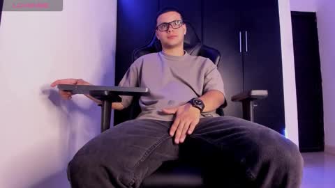 Snapshot of liam_mateo_ chatting on 21, 3, 2026 Liam online show from 21, 3, 2026