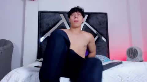 Snapshot of liam_saint chatting on 12, 1, 2026 Call me Lian online show from 12, 1, 2026