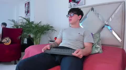 Snapshot of liam_saint chatting on 9, 3, 2026 Call me Lian online show from 9, 3, 2026