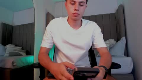 liam_salvatore online show from 2, 5, 2026