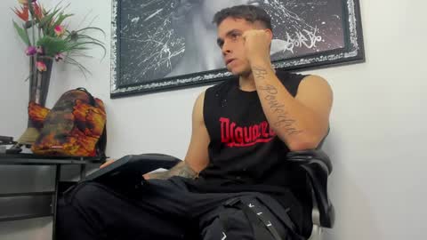 Snapshot of liam_walk chatting on 28, 12, 2024 Liam online show from 28, 12, 2024