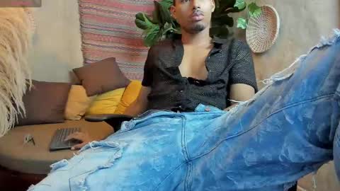 Snapshot of liambyrne chatting on 21, 2, 2025 Liam Byrne online show from 21, 2, 2025