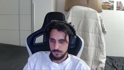 Snapshot of liamriddley chatting on 2, 11, 2025 liamriddley online show from 2, 11, 2025