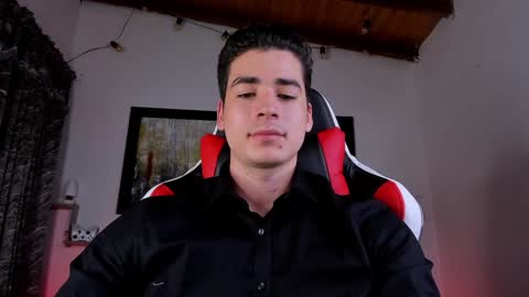 liamwyatt_ online show from 1, 1, 2025