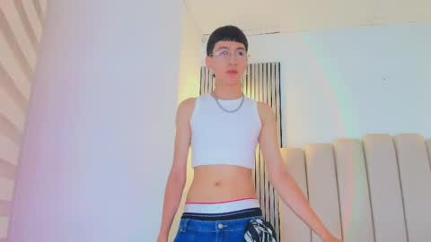 lian_cameron online show from 29, 4, 2026