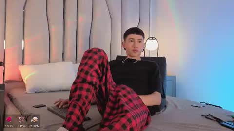 lian_cameron online show from 25, 6, 2026