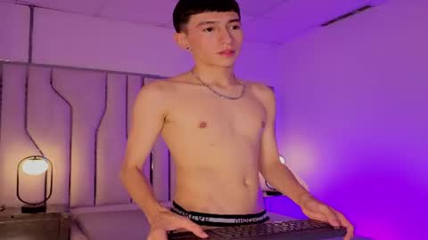 lian_cameron online show from 11, 7, 2026