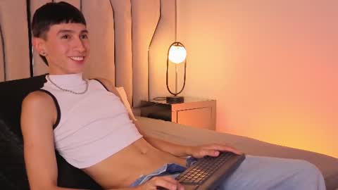 lian_cameron online show from 28, 7, 2026
