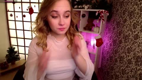 Snapshot of liana_bright chatting on 4, 1, 2025 Liana online show from 4, 1, 2025