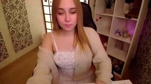 Snapshot of liana_bright chatting on 27, 1, 2025 Liana online show from 27, 1, 2025