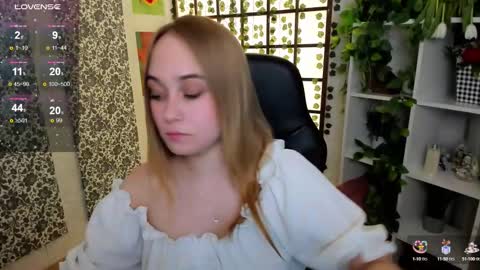 Snapshot of liana_bright chatting on 9, 3, 2025 Liana online show from 9, 3, 2025