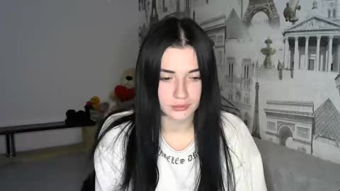 liana_diva online show from 1, 12, 2024