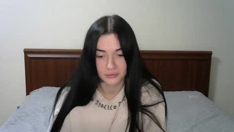 liana_diva online show from 25, 1, 2025