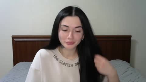 liana_diva online show from 13, 2, 2025