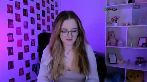 Little Liana  online show from 18, 7, 2026