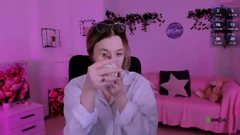 Little Liana  online show from 22, 7, 2026